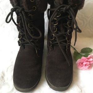 UGG like suede/wool/girls size 5(35/36 Euro)